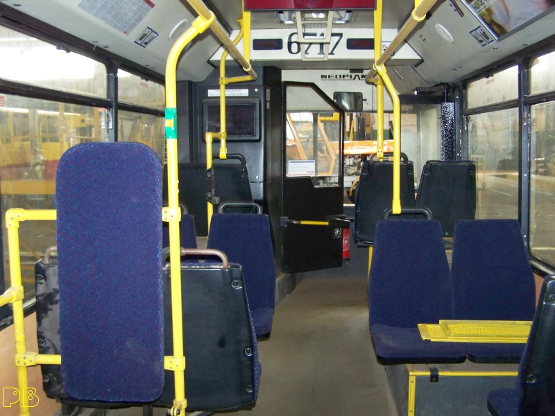 6717
Oto nowa tapicerka (wymieniają wraz z gąbką)
Słowa kluczowe: Neoplan N4020 R11
