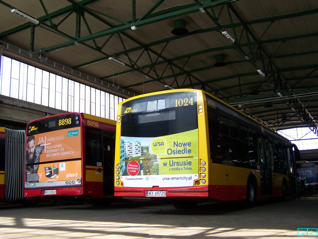 1024, 8898
Hala OT2 zapełniona i praca wre.
Słowa kluczowe: SM10 1024 SU18 8898 ZajezdniaWoronicza 2016