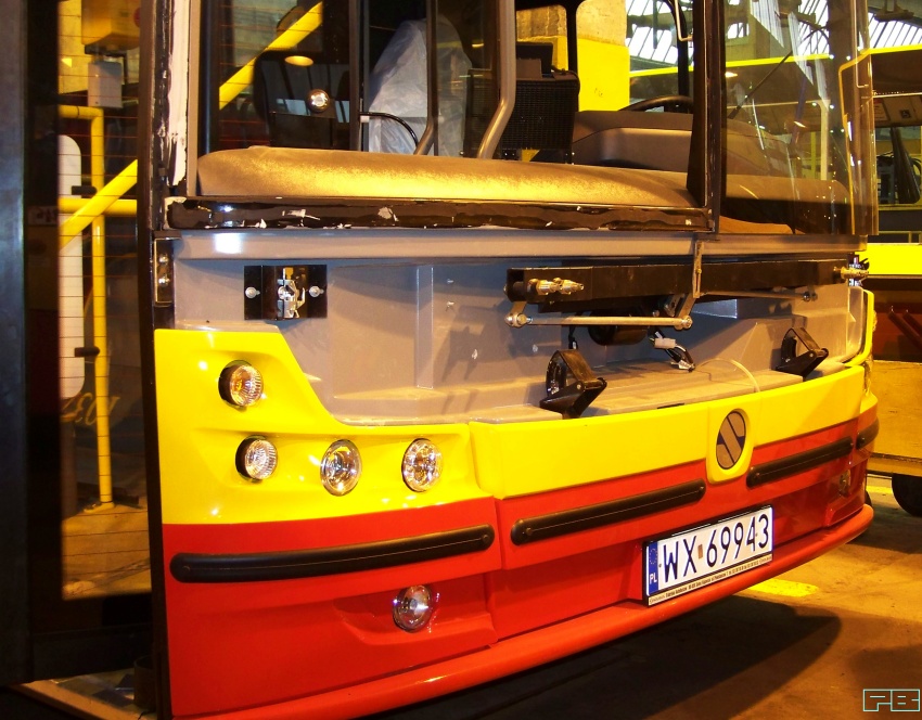 1037
Goły solbus
Słowa kluczowe: MZA R7 Solbus Solcity SM12 1037 2011