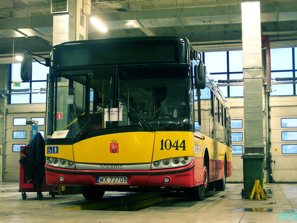 1044
Na przeglądzie.
Słowa kluczowe: SU10 1044 ZajezdniaKleszczowa 2016