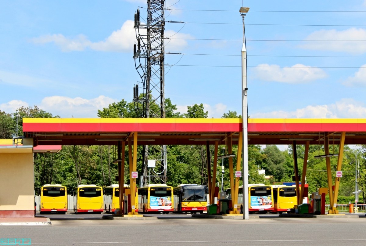 1061, 1020, 1215, 1070, 1217
Słowa kluczowe: SM12 1061 1020 1215 1070 1217 ZajezdniaWoronicza 2021