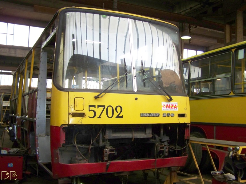 5702
Odbudowa
Słowa kluczowe: Ik280 5702 ORT R10