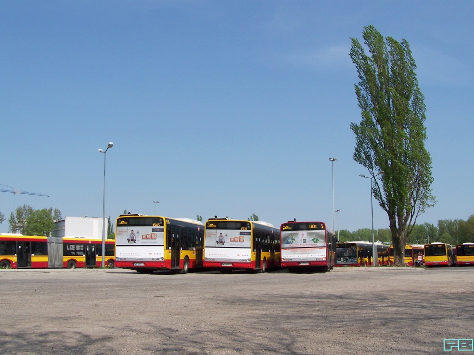 1545, 1531, 1831
Wreszcie plac (szutrowy póki co) MZA na dawnym miejscu bazy Ramirentu.
Słowa kluczowe: SU12 1545 1531 1831 ZajezdniaOstrobramska 2014