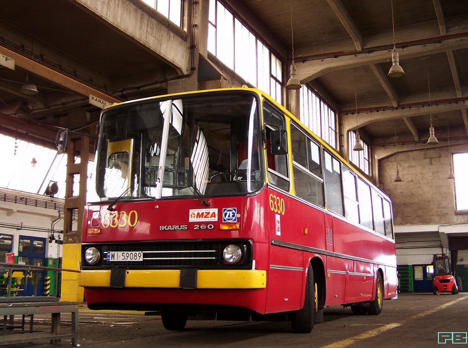 6330
W sumie nie jest źle. Autobus jest w dużo lepszej kondycji niż 5254.
Słowa kluczowe: IK260 6330 ORT 2013