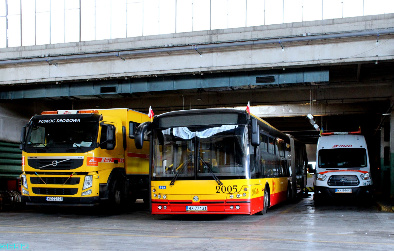 2005, 72, 302
Słowa kluczowe: SM18 2005 FordTransit 72 VolvoFM410 ZajezdniaWoronicza 2022