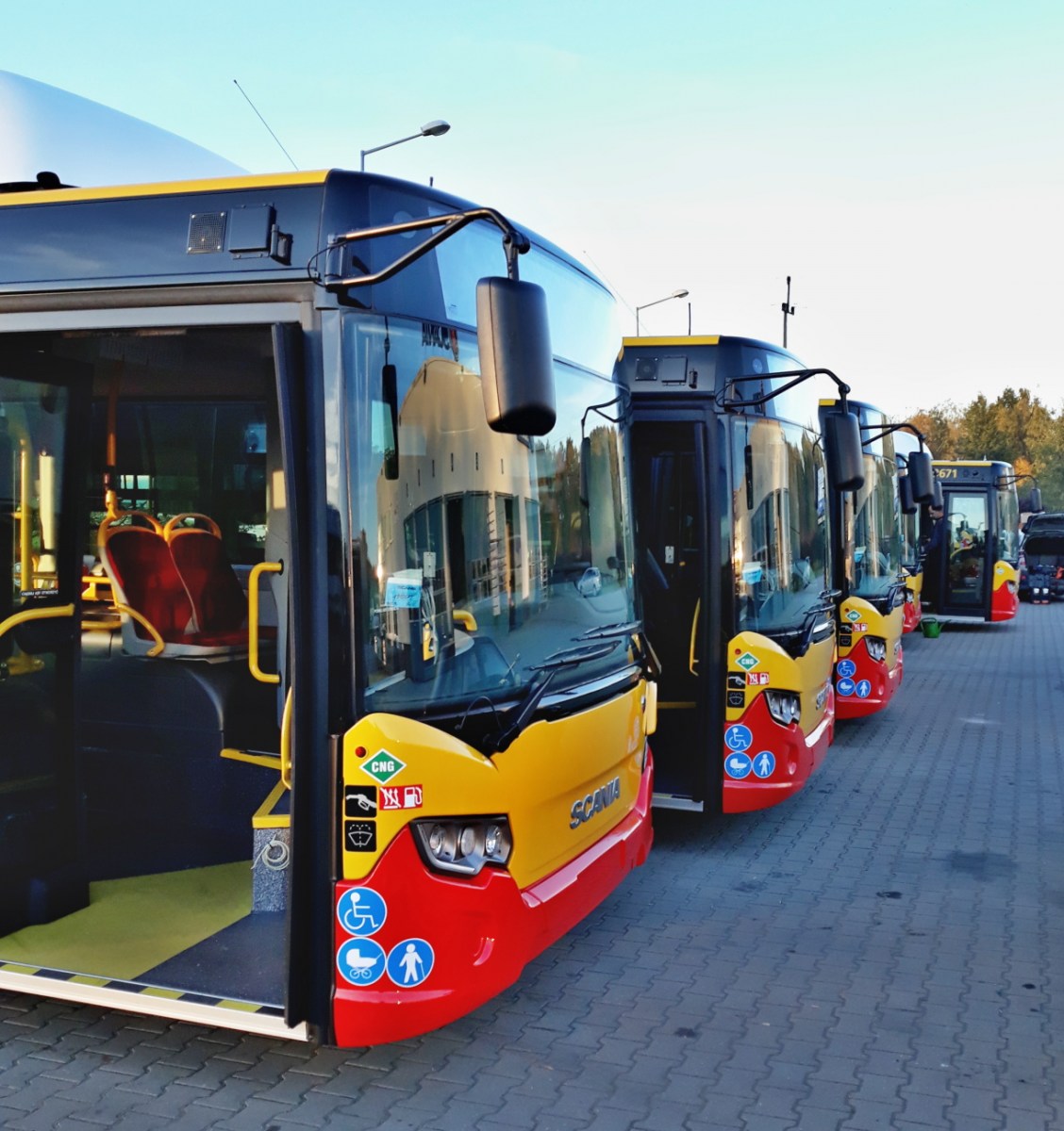 9671
Mamy już pierwsze numery.

Foto: StrażakSam.
Słowa kluczowe: CN280UB4x2EBCNG ScaniaSerwis Słupno 2018