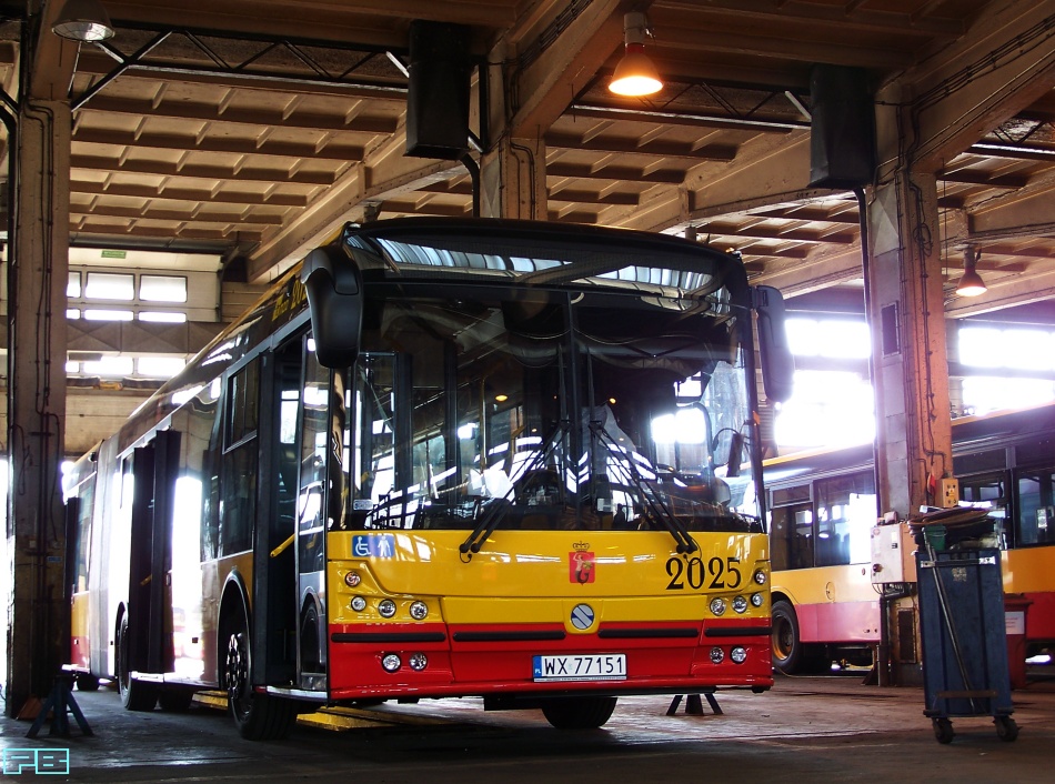 2025
Nowy Solbus na Hali OT.
Słowa kluczowe: SM18 2025 ZajezdniaKleszczowa 2014