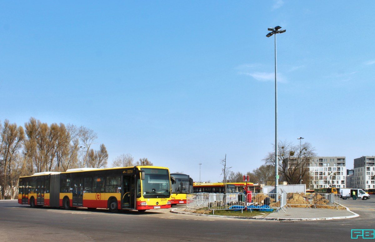 2250
Prace przy budowie stanowisk tankowania gazem są w toku.
Słowa kluczowe: ConectoG 2250 ZajezdniaKleszczowa 2019