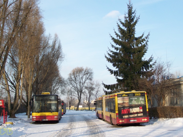 3309, 3919
Stłuczki zimowe
Słowa kluczowe: MAN NG313 R13; MAN NG313 R9, R13