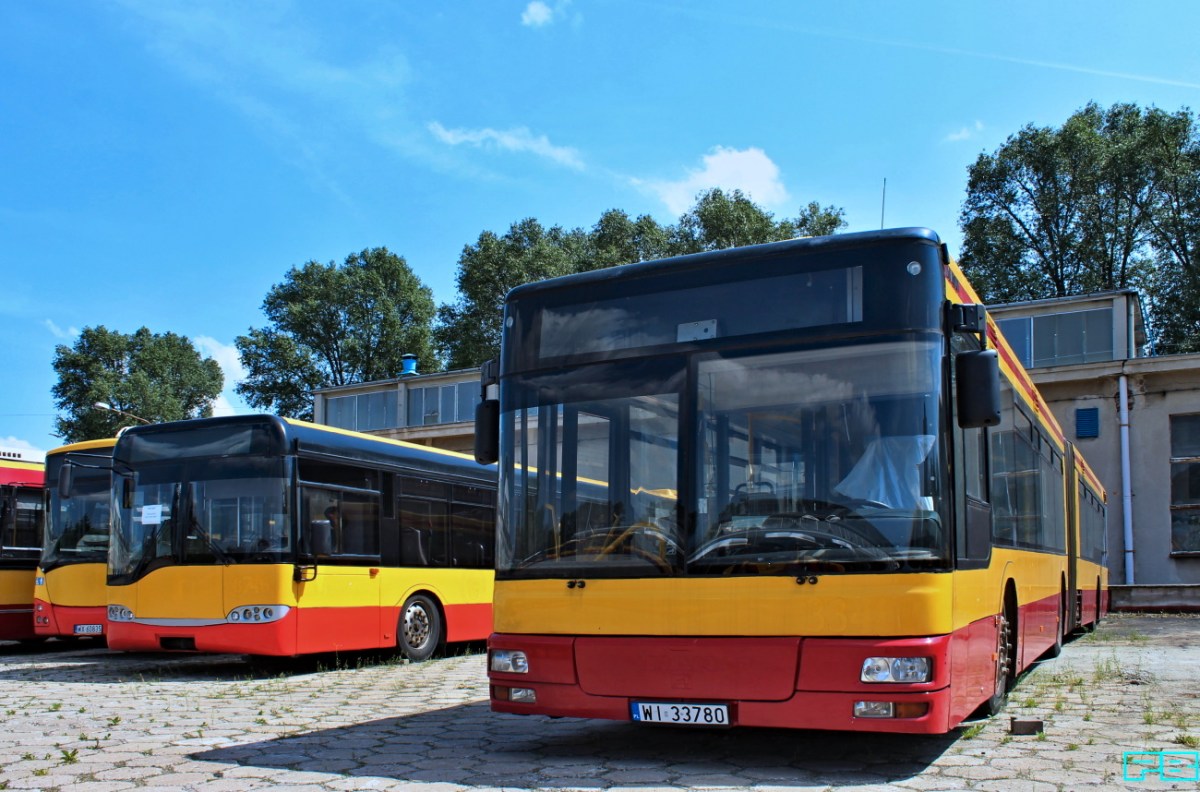 3341
3341 już nam odjechał, a tymczasem 2035, 2041 i 2045 przeniesiono na Woronicza. 
Natomiast 1117, 1406 i 1409 pojechały na Stalową.
Słowa kluczowe: MANNG313 3341 ORT 2019