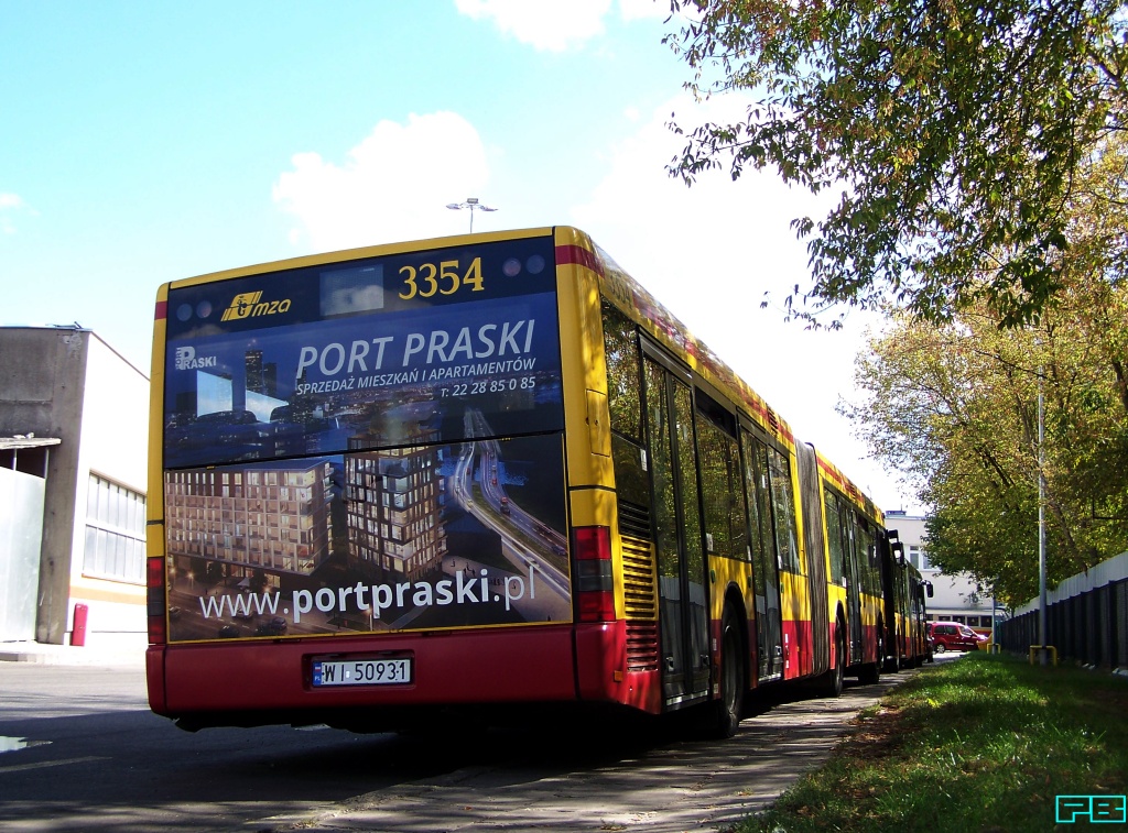 3354
Czeka na wyjazd popołudniowy.
Słowa kluczowe: NG313 3354 ZajezdniaStalowa 2016