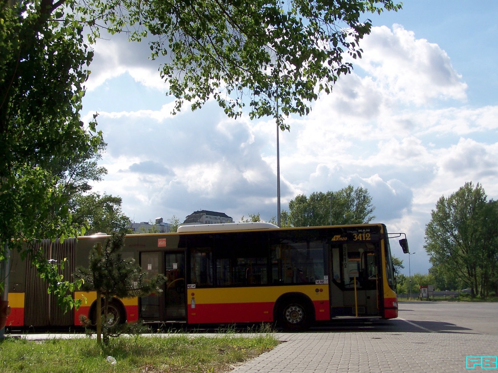 3412
MAN-y, piękne MAN-y...
Słowa kluczowe: Lion'sCityG 3412 ZajezdniaStalowa 2017