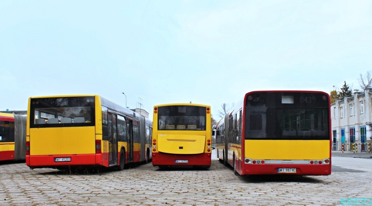 8439, 4902, 3918
Słowa kluczowe: SU18 8439 M121I 4902 NG313 3918 ORT 2021