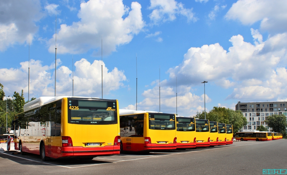 4226, 4200, 4218
Słowa kluczowe: LionsCityCNG 4226 4200 4218 ZajezdniaKleszczowa 2021