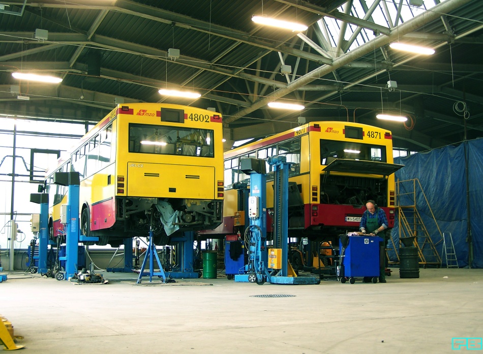 4802, 4891
W wyremontowanej pierwszej części Hali OT.
Słowa kluczowe: M121M 4802 4891 ZajezdniaStalowa 2015