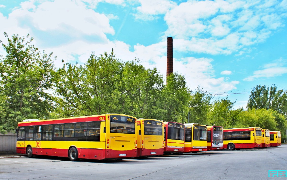 4901, 4948, 1114, 1547, 1800
Słowa kluczowe: M121I 4901 4948 SU12 1114 1547 1800 ZajezdniaStalowa 2019