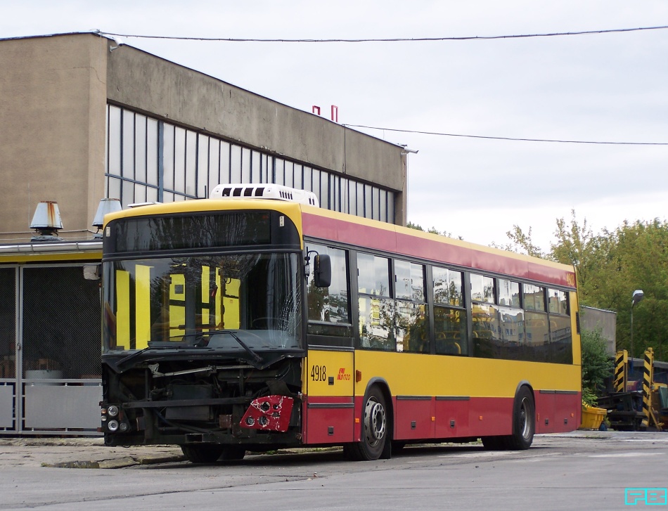 4918
Dostanie nowy przód.
Słowa kluczowe: M121M 4918 ZajezdniaStalowa 2014