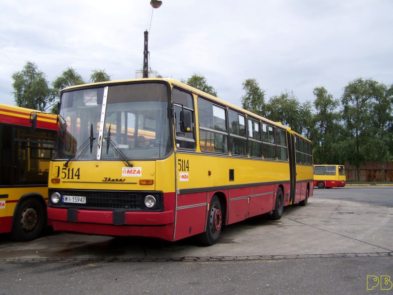 5114
Ostatni Mohikanie.
5114 wciąż sprawny. A obok umierający bracia z serii 55xx, 57xx...
Słowa kluczowe: Ik280 5114 R11