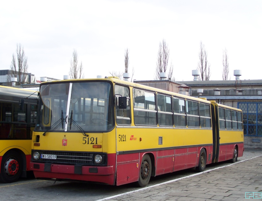 5121
Kasacja. 
Słowa kluczowe: MZA R7 Ikarus280 5121 2012