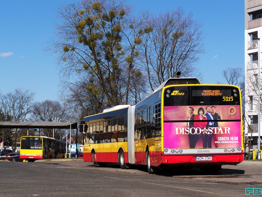 5215, 1517
Na trasy.
Słowa kluczowe: SU18 5215 SU12 1517 ZajezdniaKleszczowa 2016