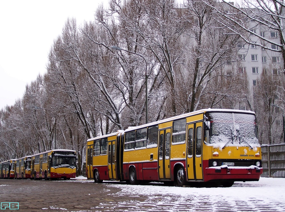 5304
W zaśnieżonej puszczy włościańskiej pozostały jeszcze dwa bizony. Padły 5202, oraz uśpiony 5304.
A za bizonem kimają wciąż sprawne kwadraty 4348 i 4435.
Słowa kluczowe: IK280 5304 ORT 2014