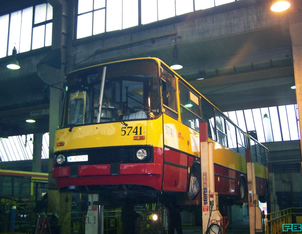 5741(6941)
Ostatnie kontrole po odbudowie.
Słowa kluczowe: IK280 5741 ORT 2010