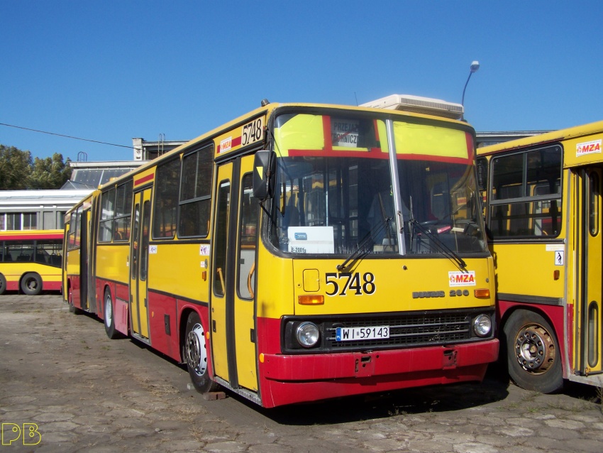 5748
Padł silnik, ale zapewne skończy się na odbudowie
Słowa kluczowe: Ik280 5748 ORT R11