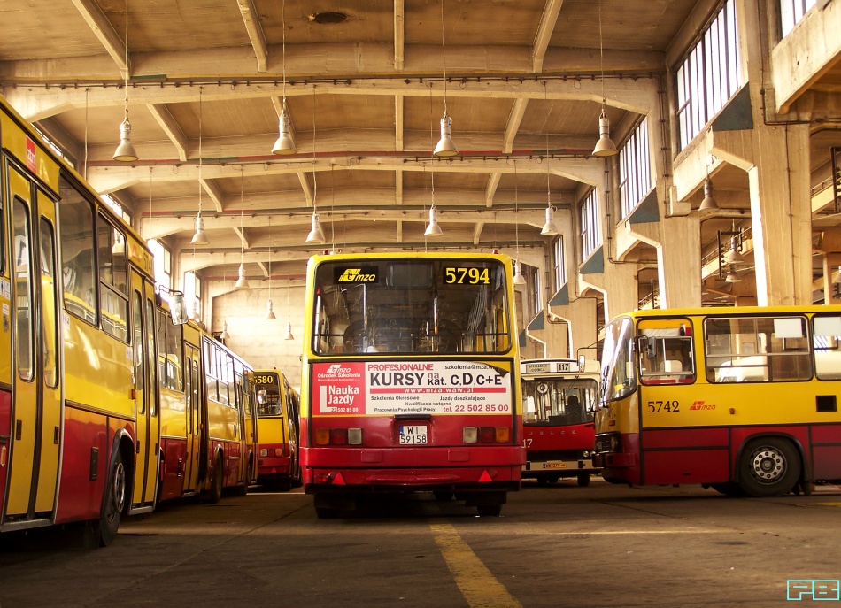 5794, 5742
5742 ma być zabytkiem. 5794 to tylko imprezowicz.
Słowa kluczowe: IK280 5794 5742 ORT 2013