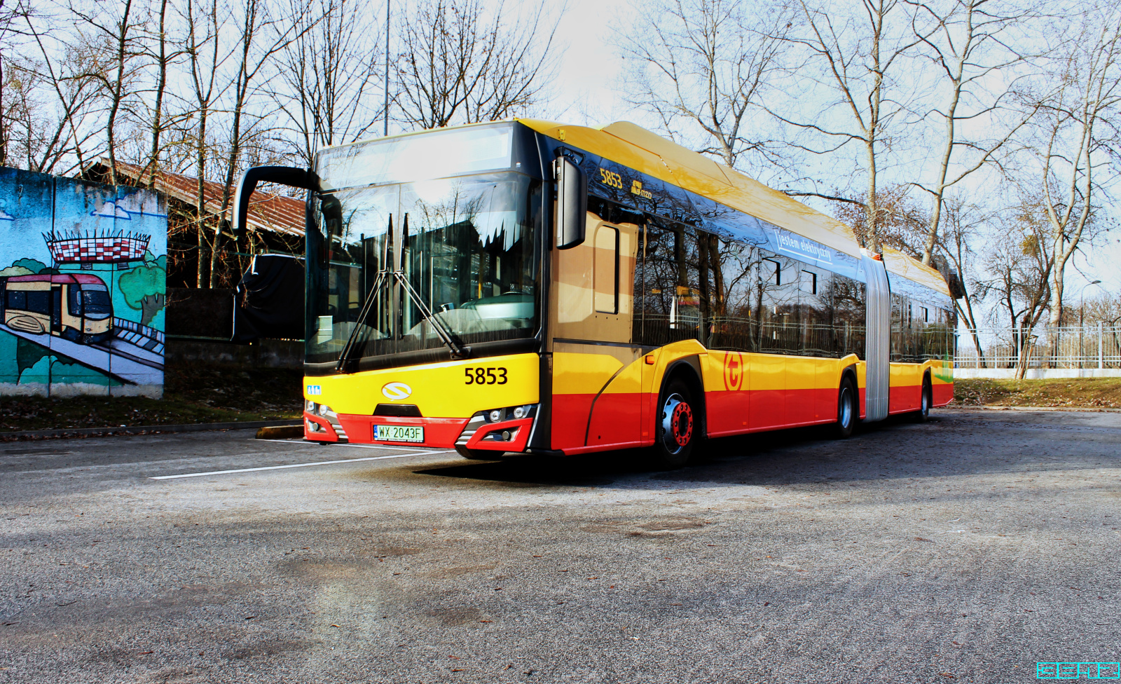 5853
Słowa kluczowe: SU18IVE 5853 ORT 2025