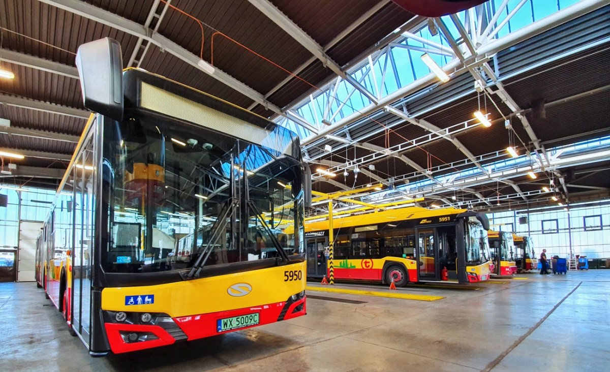 5950, 5951
Kolejne dwa nowe elektryki, tym razem na Stalowej.

Foto: MZA.
Słowa kluczowe: SU18IVE 5950 5951 ZajezdniaStalowa 2020