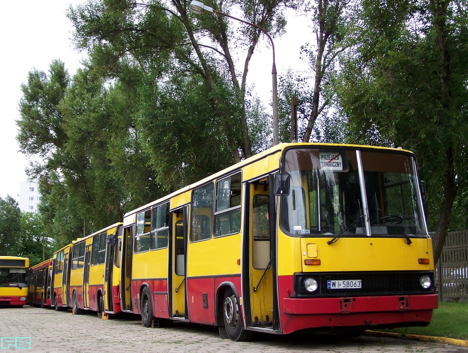 6309
6308 i 6309 pooooszły...
Słowa kluczowe: IK260 6309 ORT 2013