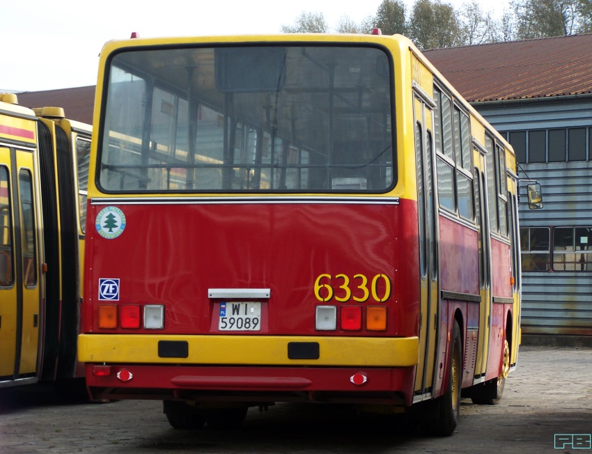 6330
Już na zewnątrz. Naturalnie, wszystkie śruby na listwach pod kolor będą pomalowane.
Słowa kluczowe: Ik260 6330 R10 ORT