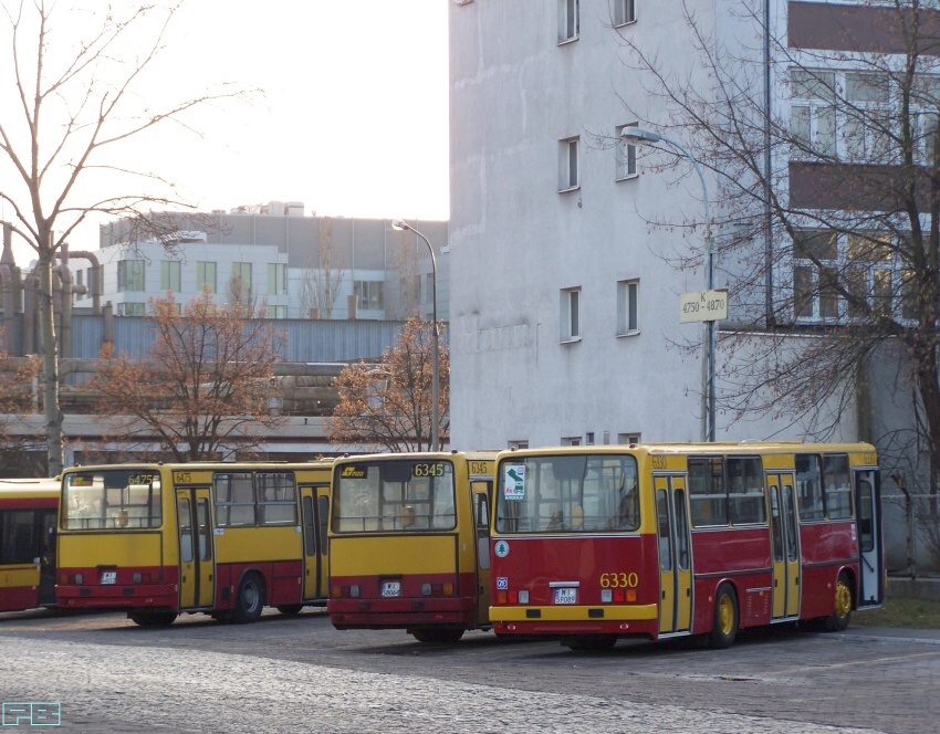 6330
Ratujmy i róbmy im zdjęcia.
Powtarzam: piszcie o każdych odstępstwach dokonanych na 6330 i 5254. Dzięki temu, MOŻE przetrwają...

Słowa kluczowe: MZA R7 Ikarus260 6330 2011