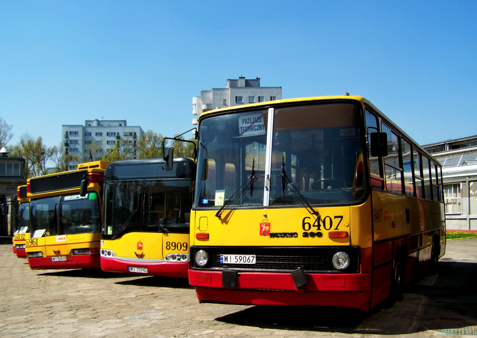 6407, 8909, 6961
Słowa kluczowe: IK260 6407 SU15 8909 N4020td 6961 ORT 2011