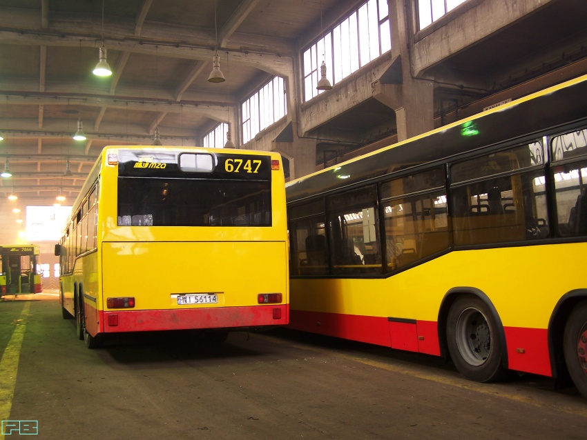 6747, 6938
Odbudowane neoplany 
Słowa kluczowe: MZA R11 NeoplanN4020 NeoplanN4020td 6747 6938 2012
