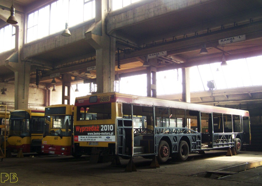 6818
Będzie po nowemu. Odbudowana konstrukcja została właśnie zabezpieczona
Słowa kluczowe: Neoplan N4020 R11