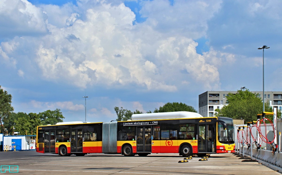 7210
Nie żeby gaz strzelił.
Jednak to gazowe rewolucje.
Kleszczowa jest największym gazowym komunikacyjnym przedsięwzięciem w Polsce.
Słowa kluczowe: LionsCityGCNG 7210 ZajezdniaKleszczowa 2019