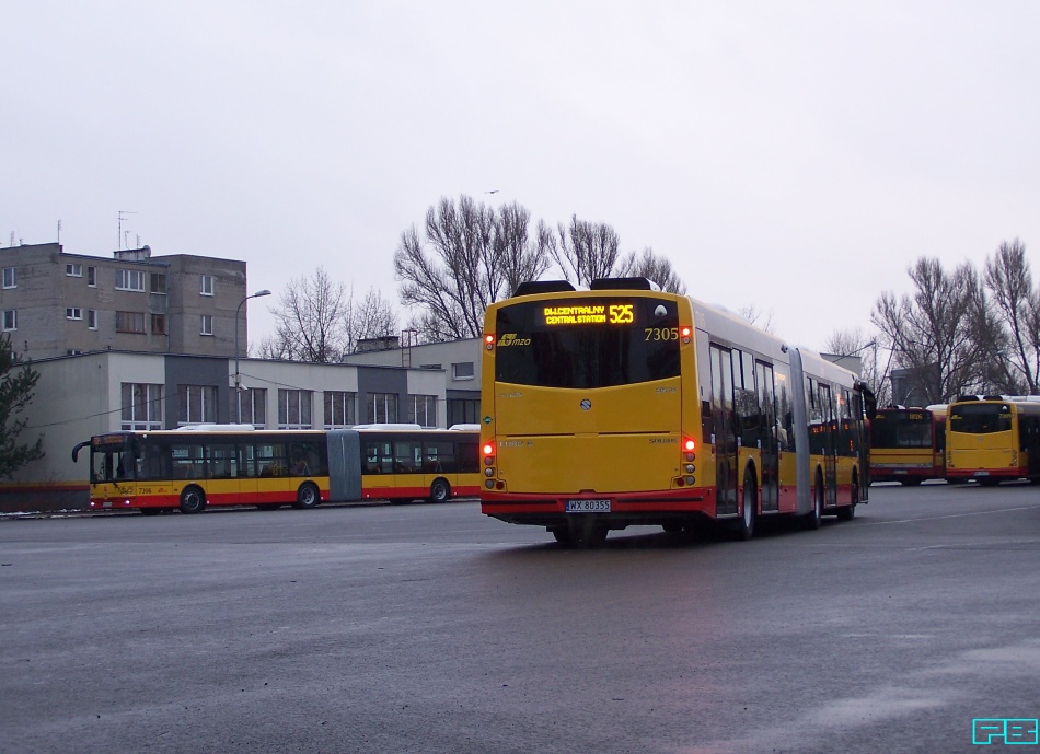 7305, 7306
Gazowce szykują się na miasto.
Słowa kluczowe: SM18LNG 7305 7306 ZajezdniaOstrobramska 2015