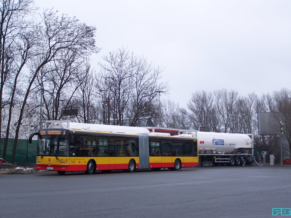 7305
Tankowanie gazowca na Ostrobramskiej.
Słowa kluczowe: SM18LNG 7305 ZajezdniaOstrobramska 2015