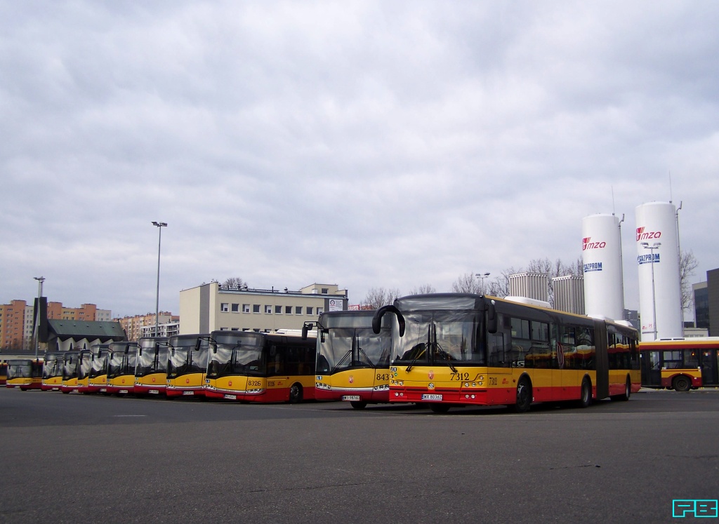 7312
Niezły wynik. Z całej puli tylko cztery sztuki czekały na Ostrobramskiej. 
Reszta na mieście.
Słowa kluczowe: SM18LNG 7312 ZajezdniaOstrobramska 2016