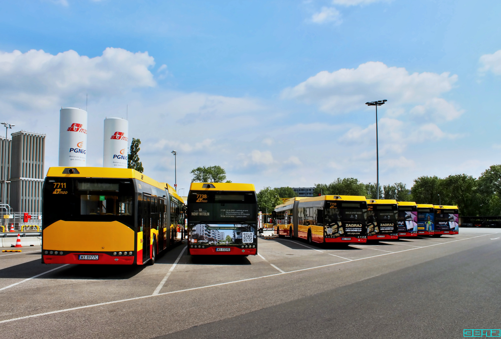 7711, 7738, 7759, 7758
Słowa kluczowe: SU18IVCNG 7711 7738 7759 7758 ZajezdniaOstrobramska 2025