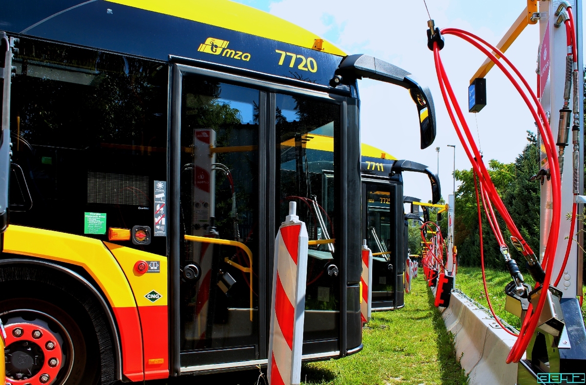 7720, 7711, 7725
Gazowce są ponoć najrozsądniejszym rozwiązaniem dla MZA.
Słowa kluczowe: SU18IVCNG 7720 7711 7725 ZajezdniaKleszczowa 2021