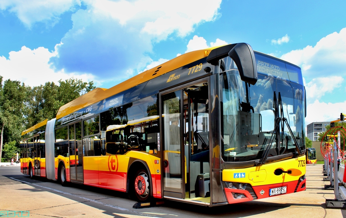 7729
Autobus jest bardzo nowoczesny i chyba ta konfiguracja dla Warszawy jest jak najbardziej właściwa, co potwierdza Arriva ze swoimi wozami.
Ale i tak znając życie znajdą się malkontenci, którzy to zakwestionują, co jest dzisiaj dla nas normą.
Klapka może się nie spodoba, czy cóś...
Słowa kluczowe: SU18IVCNG 7729 ZajezdniaKleszczowa 2021