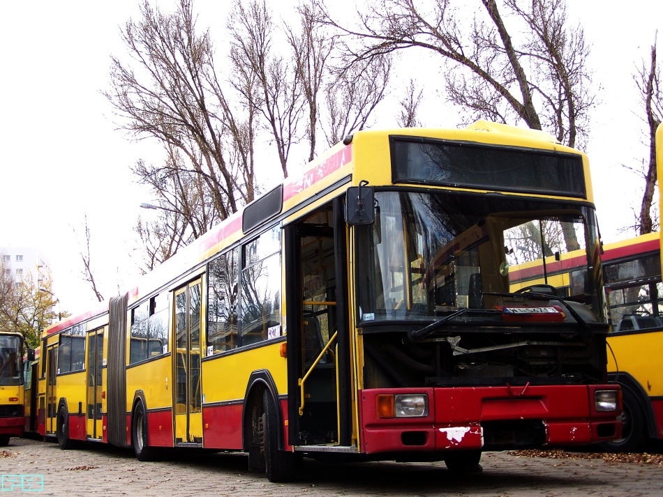 7991
Dawny chełmski odkurzacz stracił żywot.
Słowa kluczowe: M181M 7991 ORT 2013