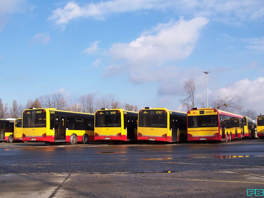 8007, 8910, 8767, 8042
Żywe.
Wciąż żywe.
Słowa kluczowe: SU15 8007 8910 8767 8042 ZajezdniaKleszczowa 2016