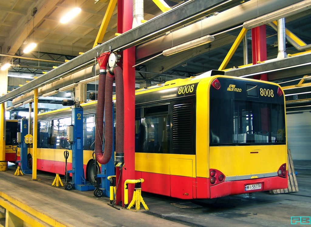 8008
Drobne naprawy.
Słowa kluczowe: SU15 8008 ZajezdniaKleszczowa 2016