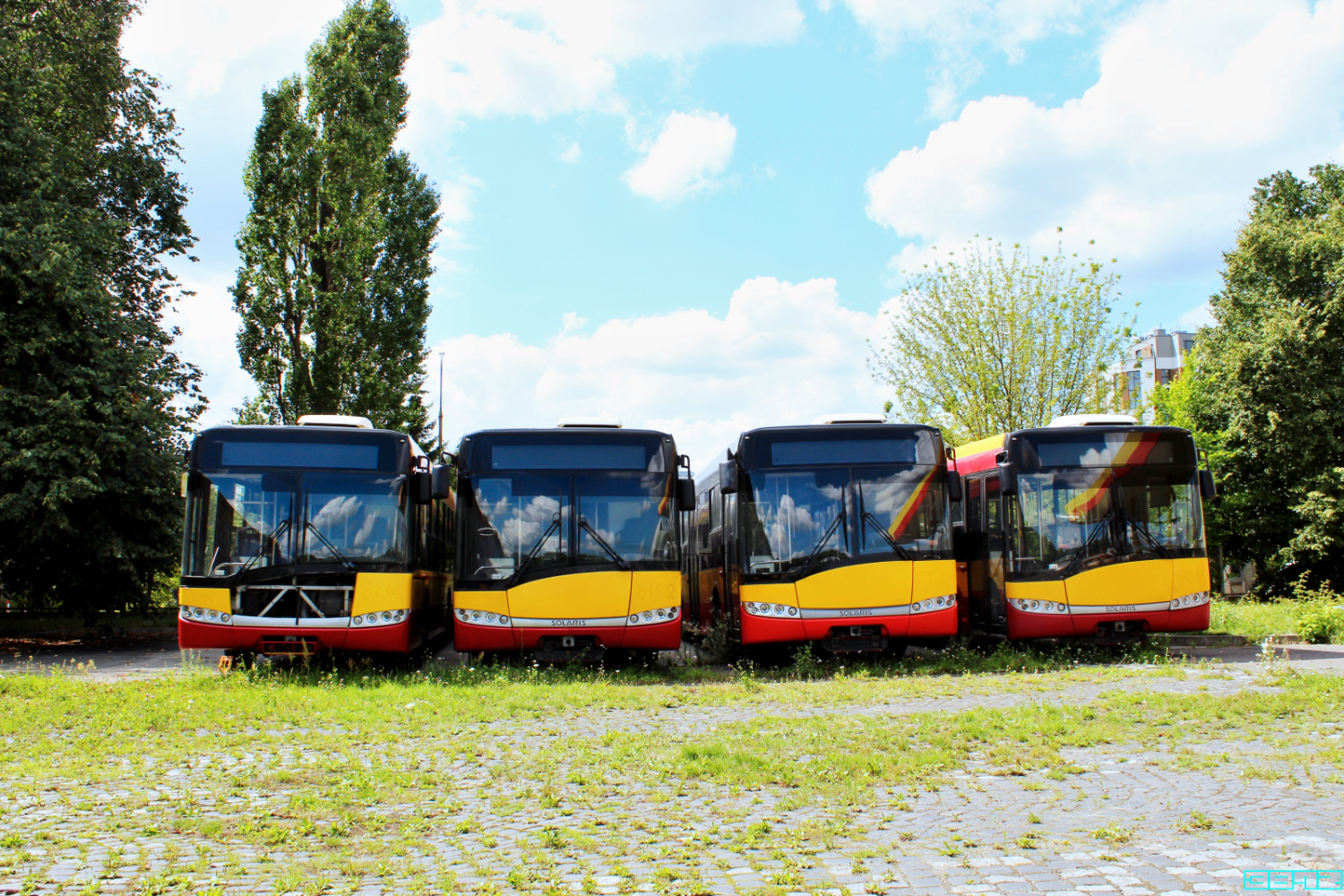 8134, 8162, 8123, 8142
Słowa kluczowe: SU18 8134 8162 8123 8142 ZajezdniaRedutowa 2023