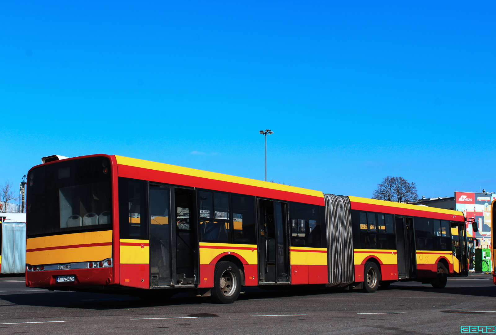 8168
Po wypadku 8398 i 8848 8168 zostanie dla nich dawcą: odpowiednio - przodu i tyłu. Już wszystko gotowe do przeszczepu.
Słowa kluczowe: SU18 8168 ZajezdniaOstrobramska 2023