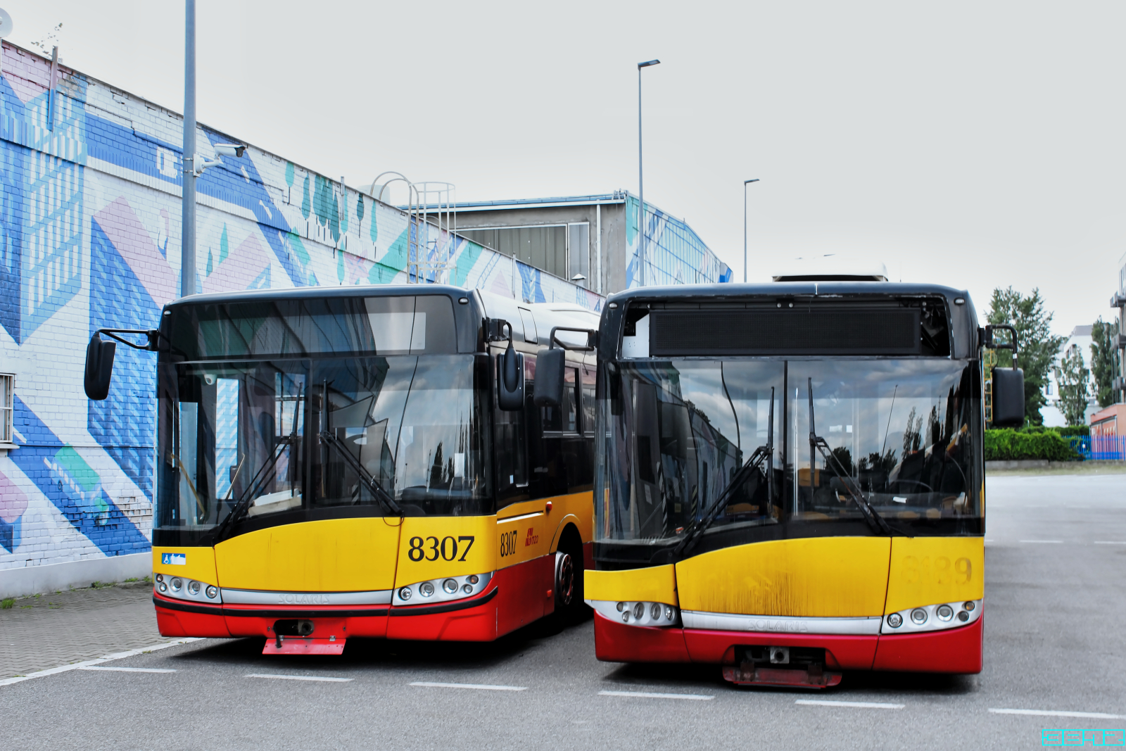 8189, 8307
Dawca i pacjent.
Słowa kluczowe: SU18 8189 8307 ZajezdniaWoronicza 2025