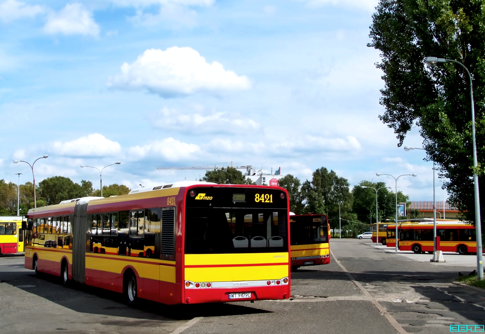 8421, 8226
Słowa kluczowe: SU18 8421 8226 ZajezdniaOstrobramska 2011